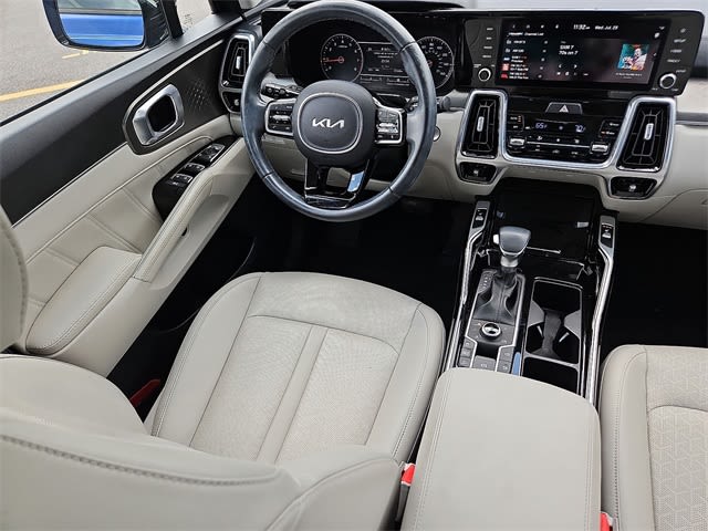 Thumbnail: 2022 Kia Sorento - 2