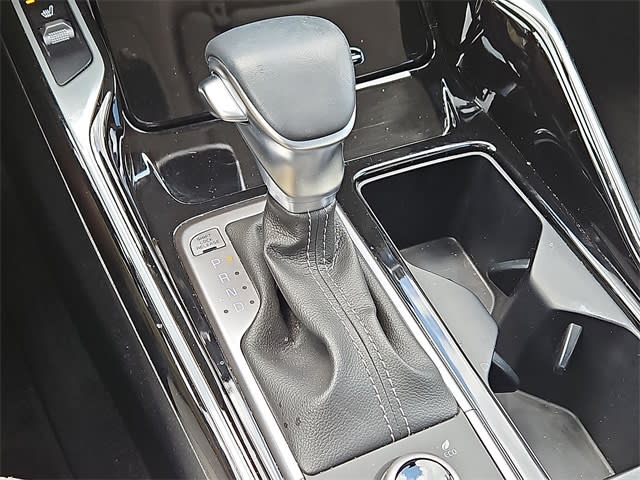 Thumbnail: 2022 Kia Sorento - 27