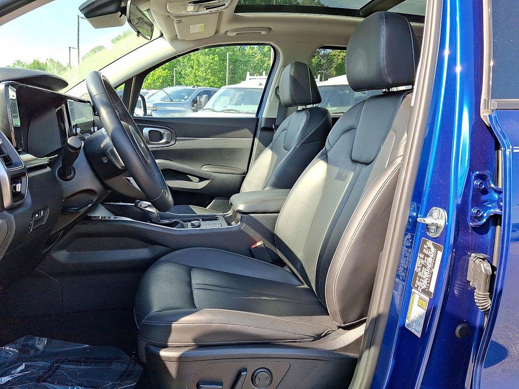 2023 Kia Sorento S - Photo 9