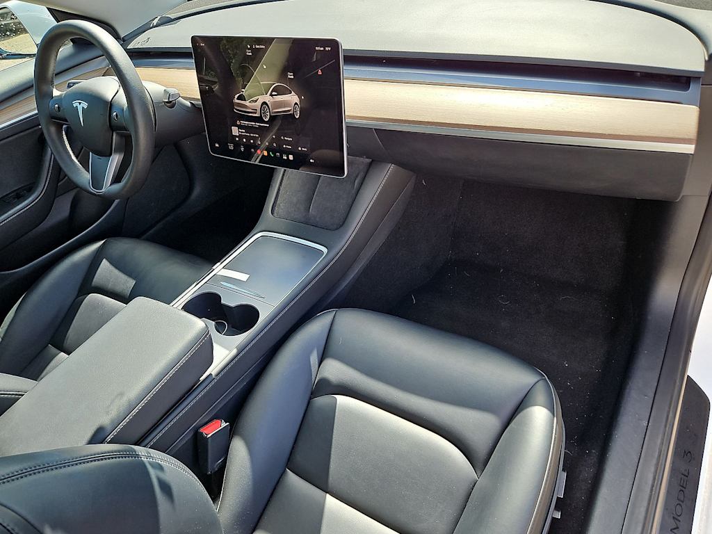Thumbnail: 2023 Tesla Model 3 - 27