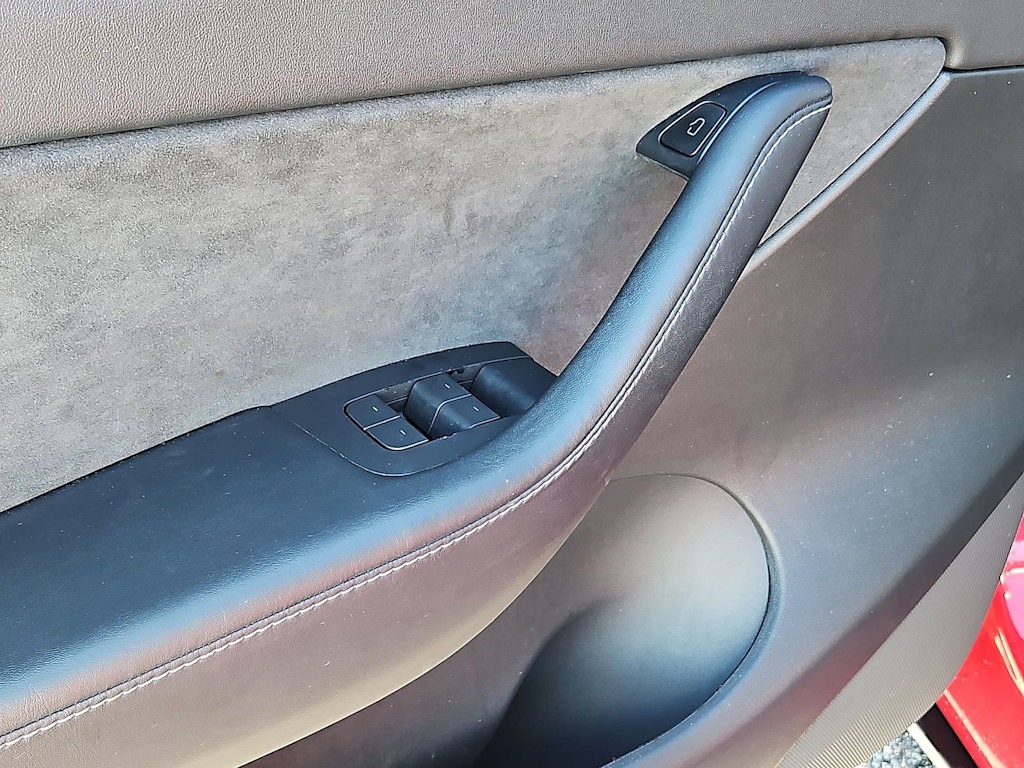 Thumbnail: 2022 Tesla Model Y - 30