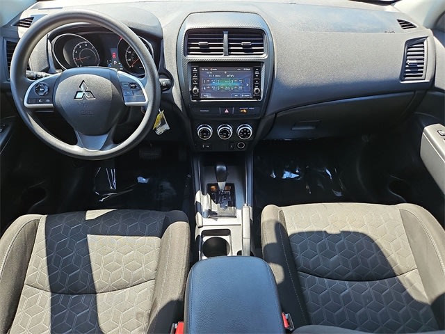 Thumbnail: 2021 Mitsubishi Outlander Sport - 9