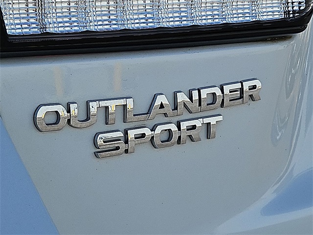 Thumbnail: 2021 Mitsubishi Outlander Sport - 36