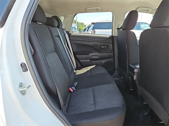 Thumbnail: 2021 Mitsubishi Outlander Sport - 34