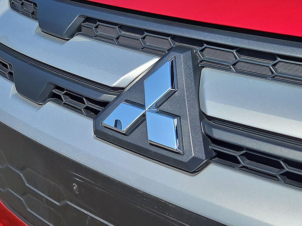 Thumbnail: 2025 Mitsubishi Outlander Sport - 5