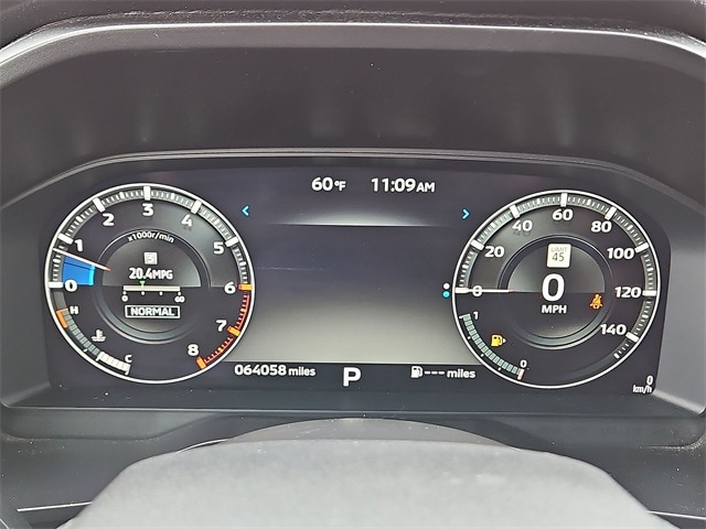 Thumbnail: 2023 Mitsubishi Outlander - 17