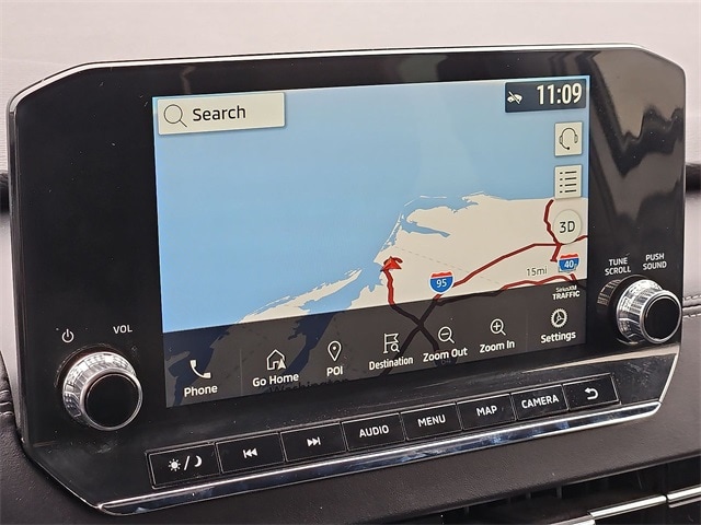 Thumbnail: 2023 Mitsubishi Outlander - 28