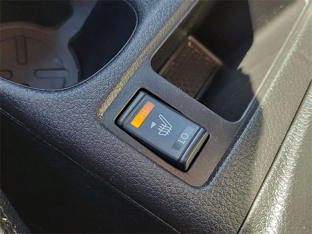 Thumbnail: 2022 Nissan Rogue Sport - 27