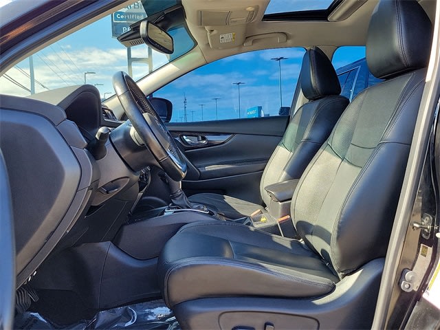 Thumbnail: 2022 Nissan Rogue Sport - 10