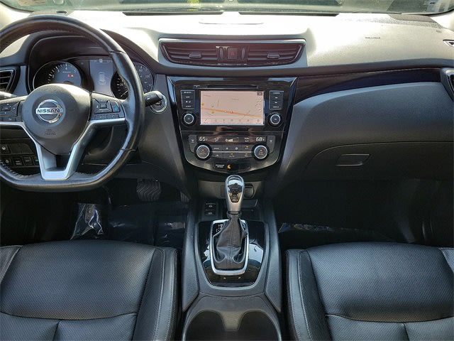 Thumbnail: 2022 Nissan Rogue Sport - 2