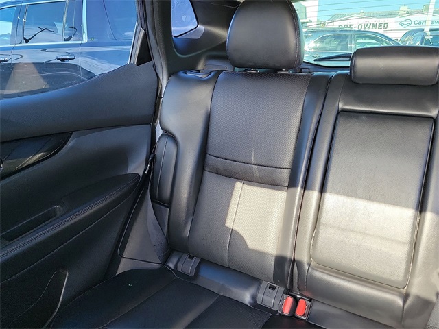 Thumbnail: 2022 Nissan Rogue Sport - 11