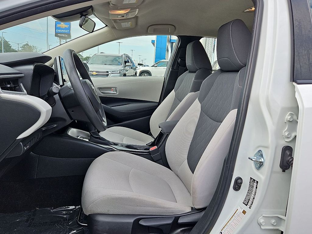 Thumbnail: 2021 Toyota Corolla - 10