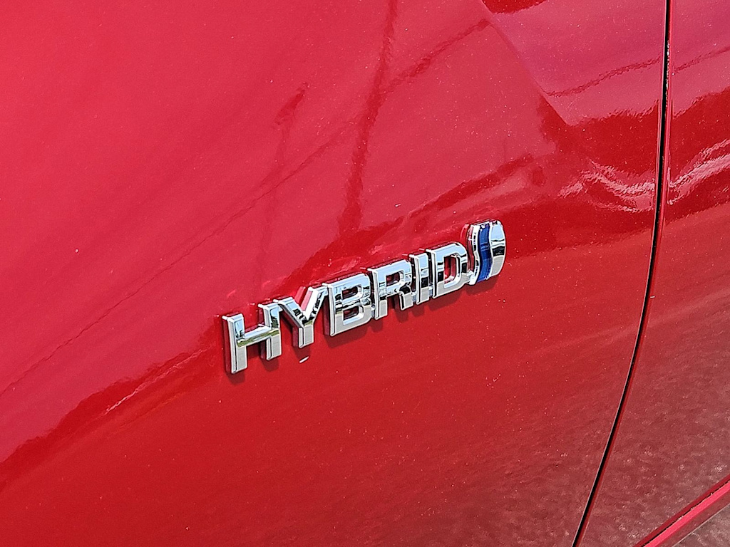 Thumbnail: 2022 Toyota Prius - 37