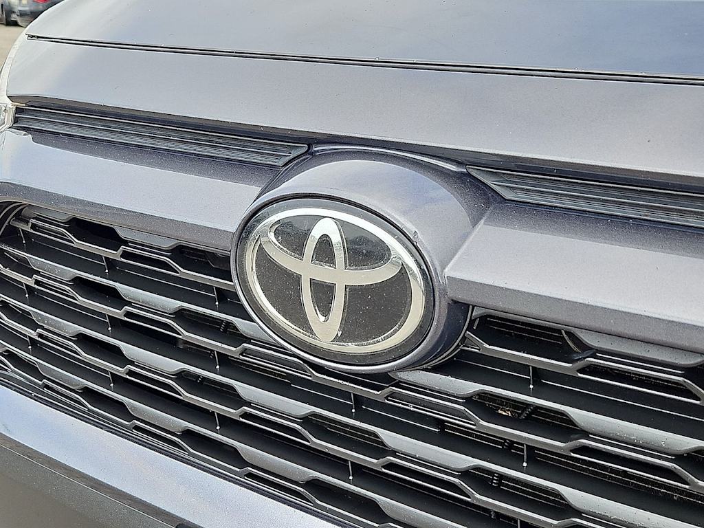 Thumbnail: 2019 Toyota RAV4 - 5