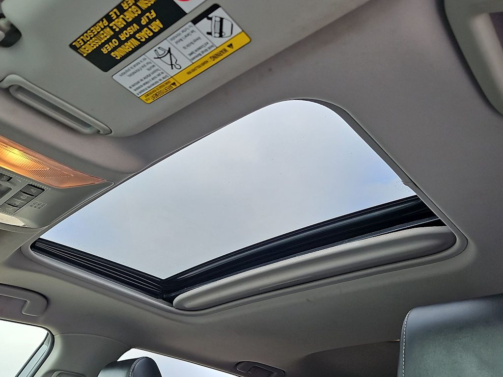 Thumbnail: 2019 Toyota RAV4 - 31