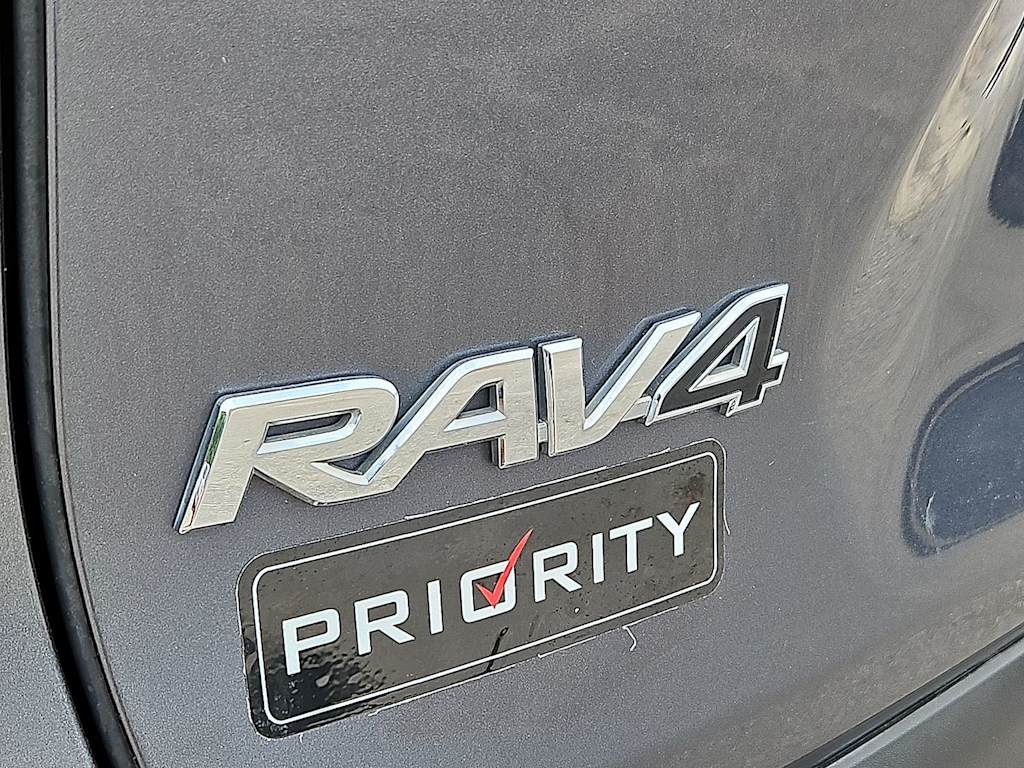 Thumbnail: 2019 Toyota RAV4 - 39
