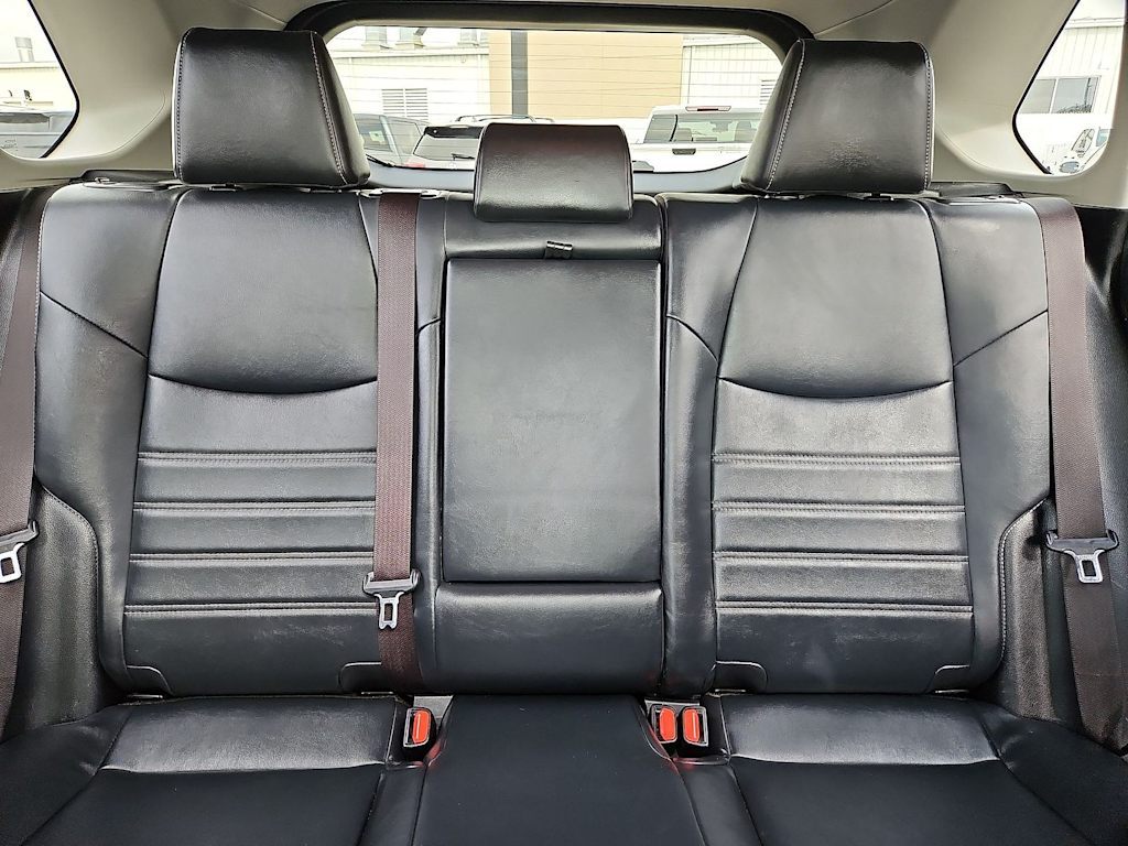 Thumbnail: 2019 Toyota RAV4 - 25
