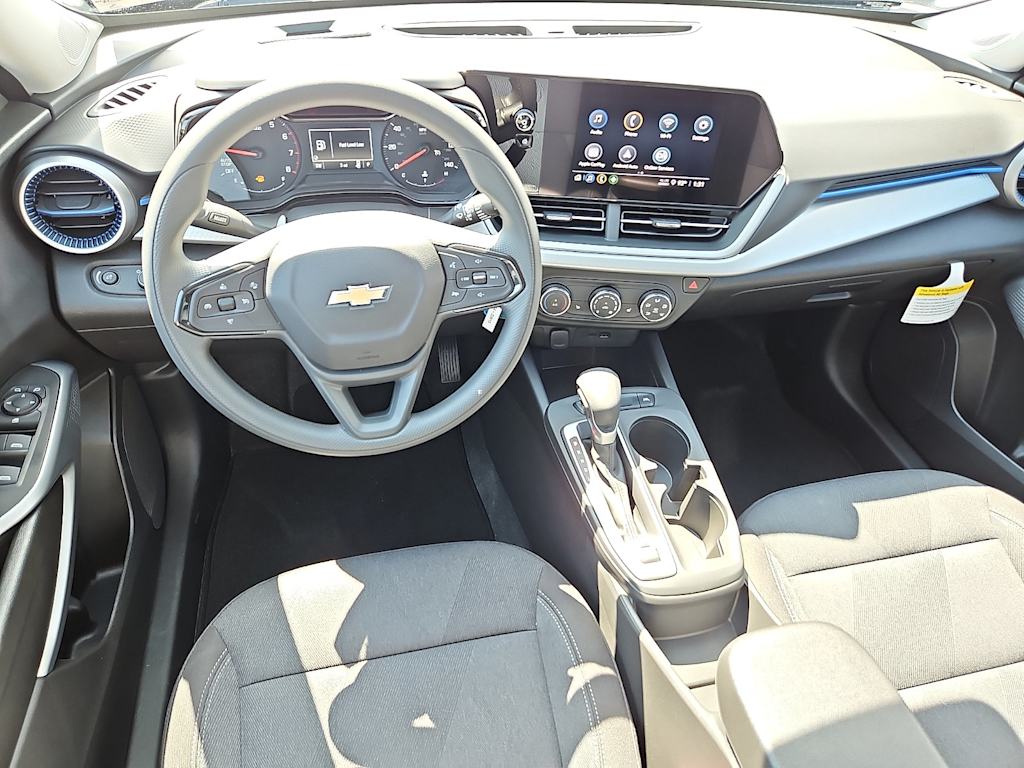 Thumbnail: 2026 Chevrolet Trax - 2