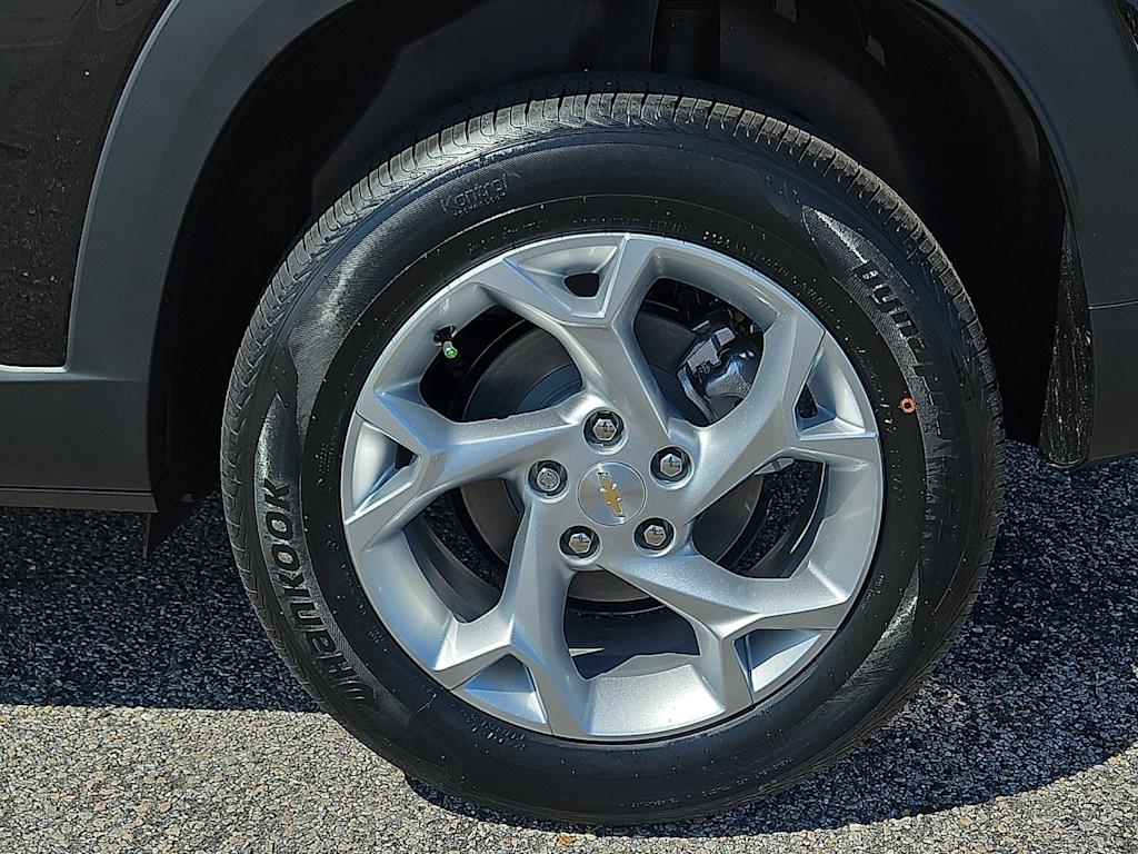 Thumbnail: 2026 Chevrolet Trax - 7