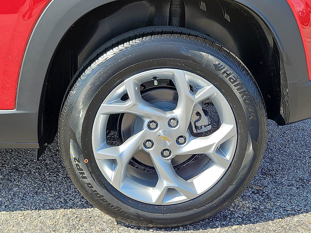 Thumbnail: 2026 Chevrolet Trax - 7