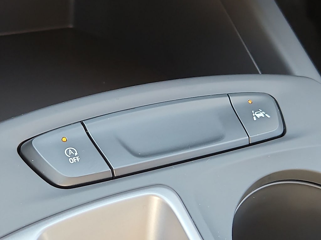 Thumbnail: 2026 Chevrolet Trax - 21