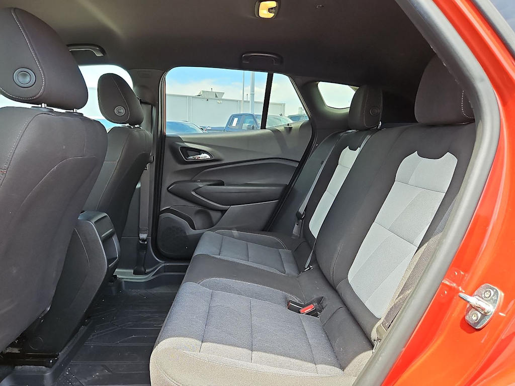 Thumbnail: 2024 Chevrolet Trax - 32