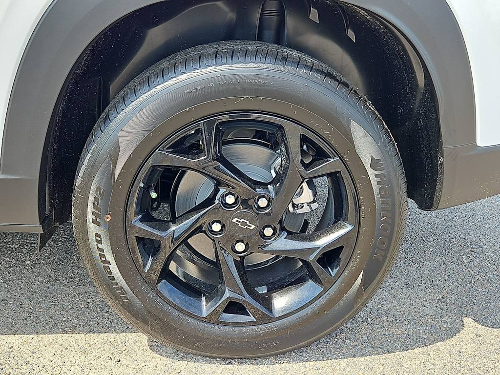 Thumbnail: 2026 Chevrolet Trax - 7