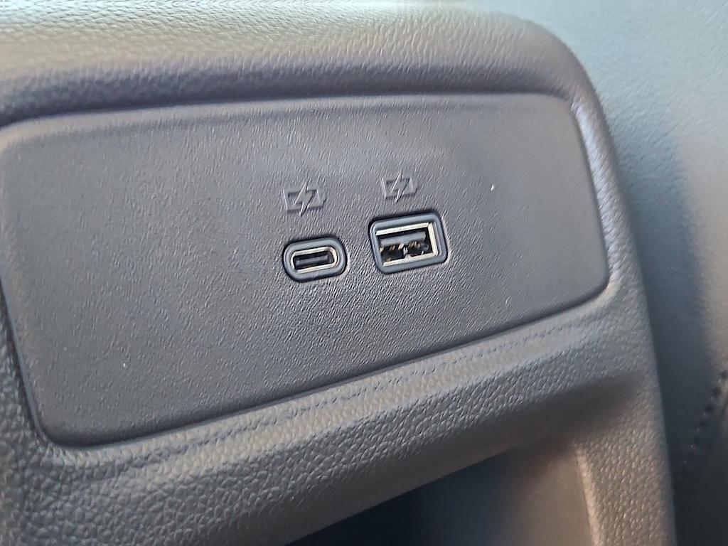 Thumbnail: 2026 Chevrolet Trax - 23