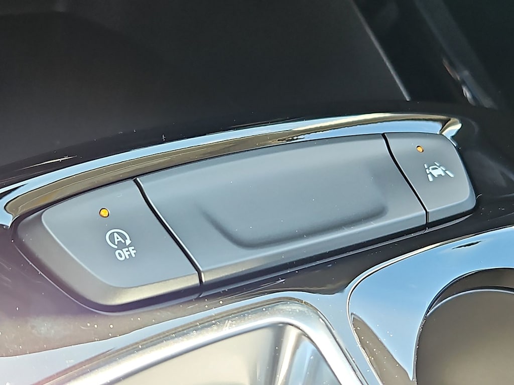 Thumbnail: 2026 Chevrolet Trax - 22