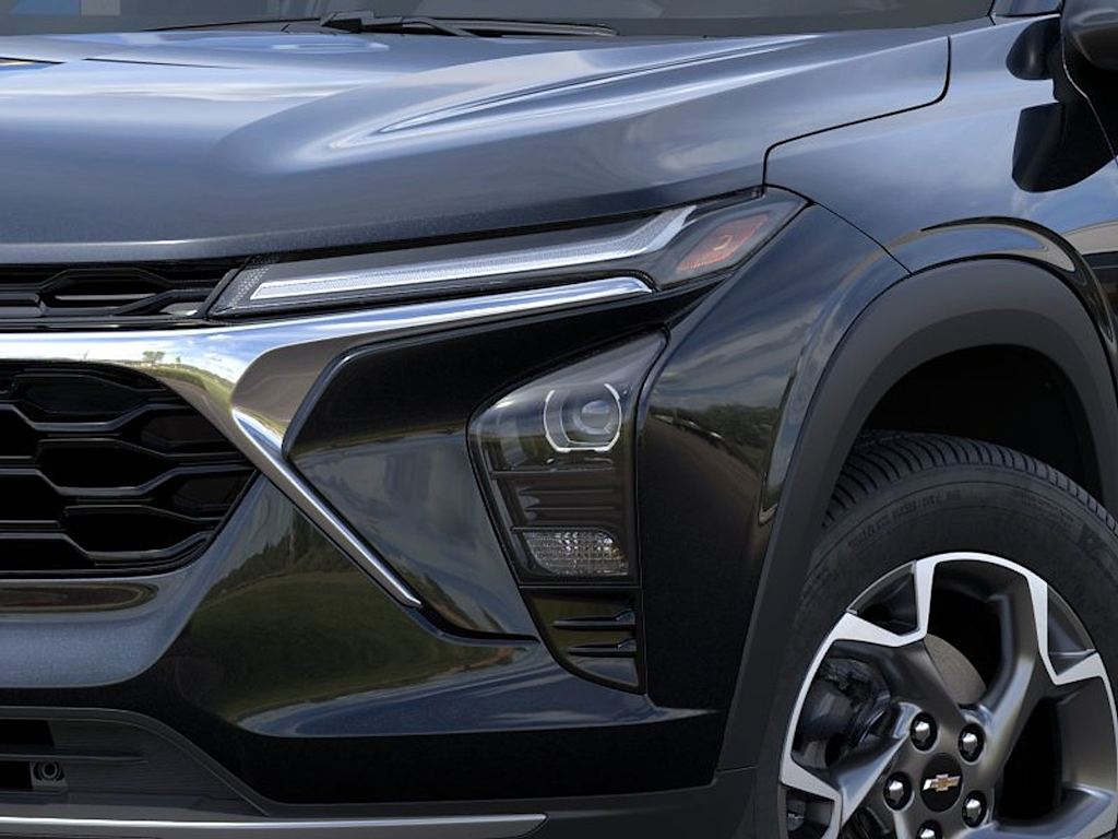Thumbnail: 2026 Chevrolet Trax - 19