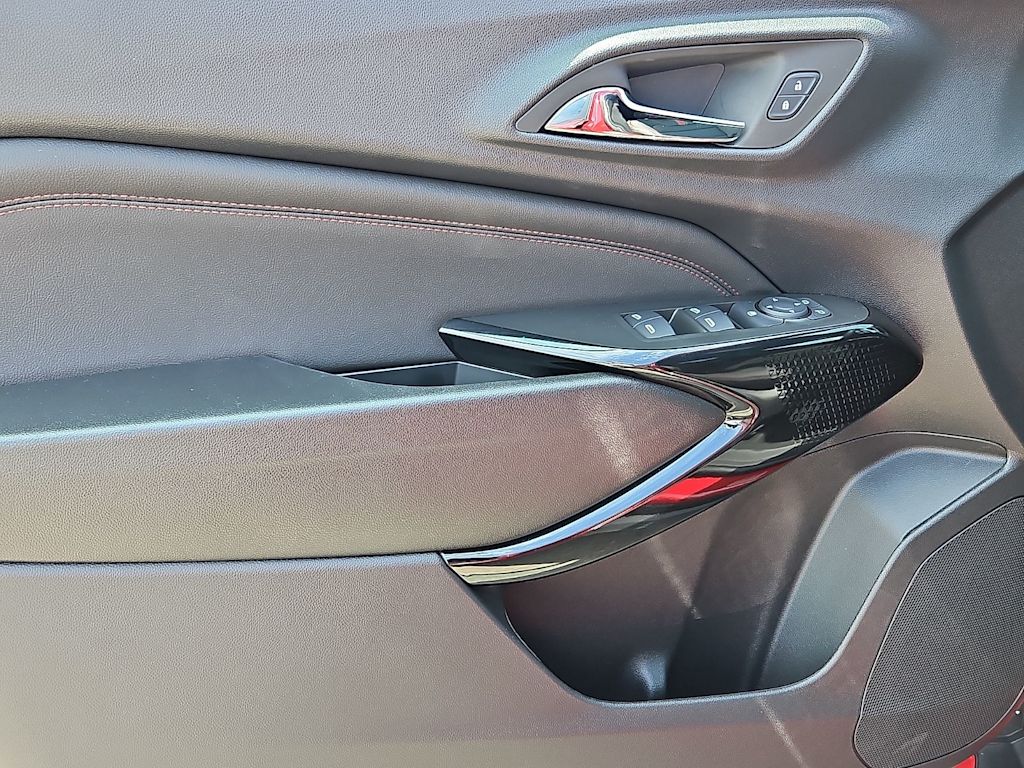 Thumbnail: 2026 Chevrolet Trax - 17