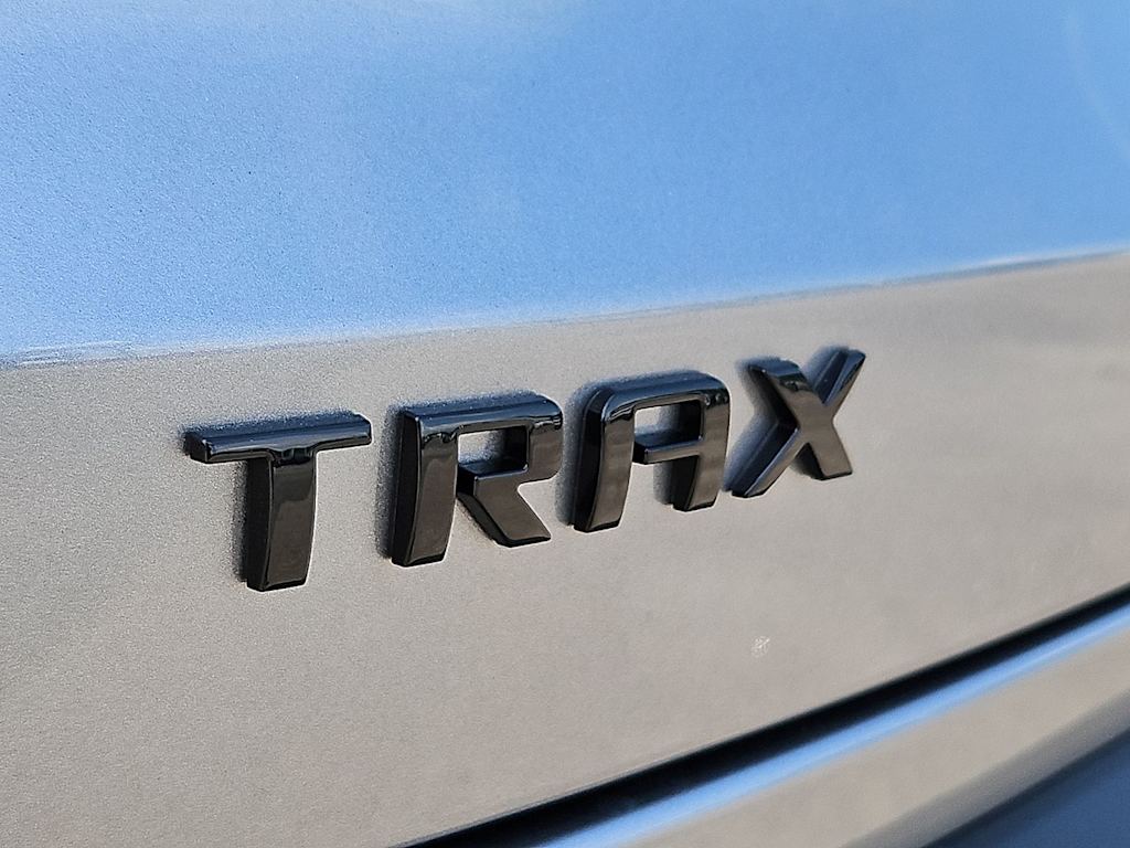 Thumbnail: 2026 Chevrolet Trax - 6