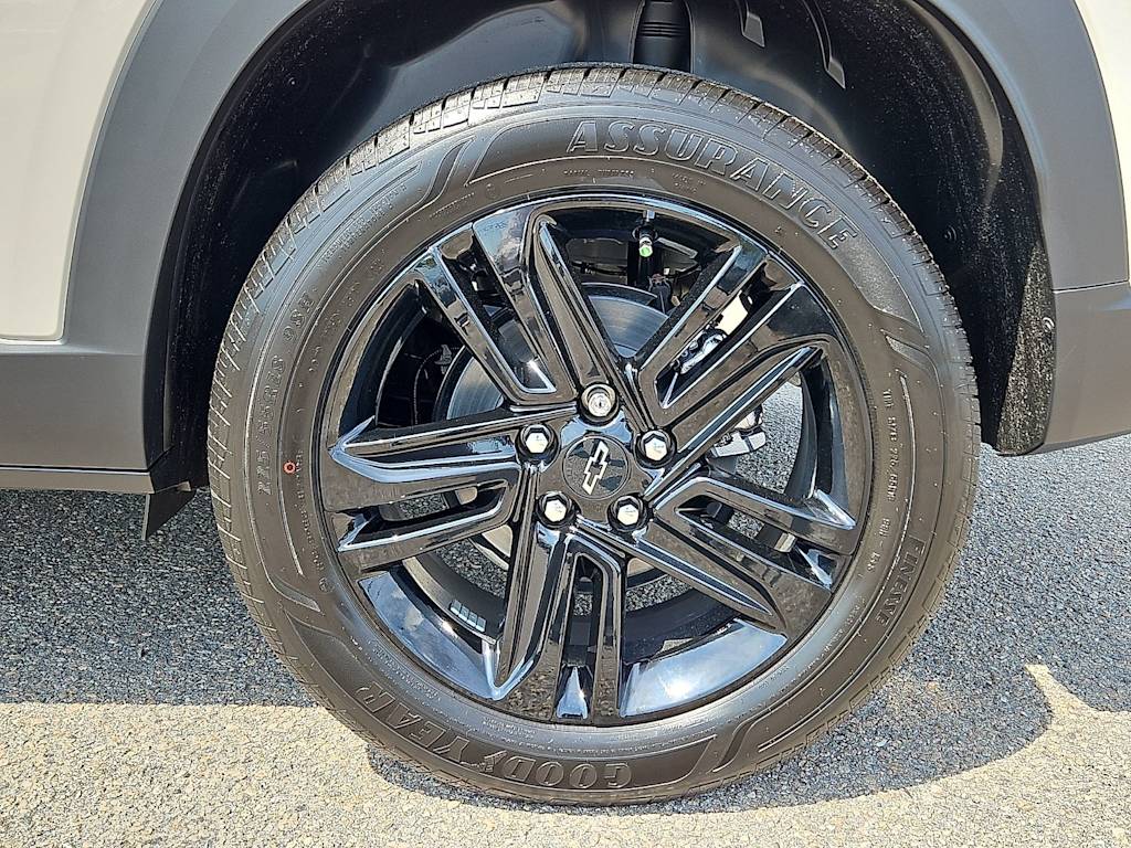 Thumbnail: 2026 Chevrolet Trax - 7