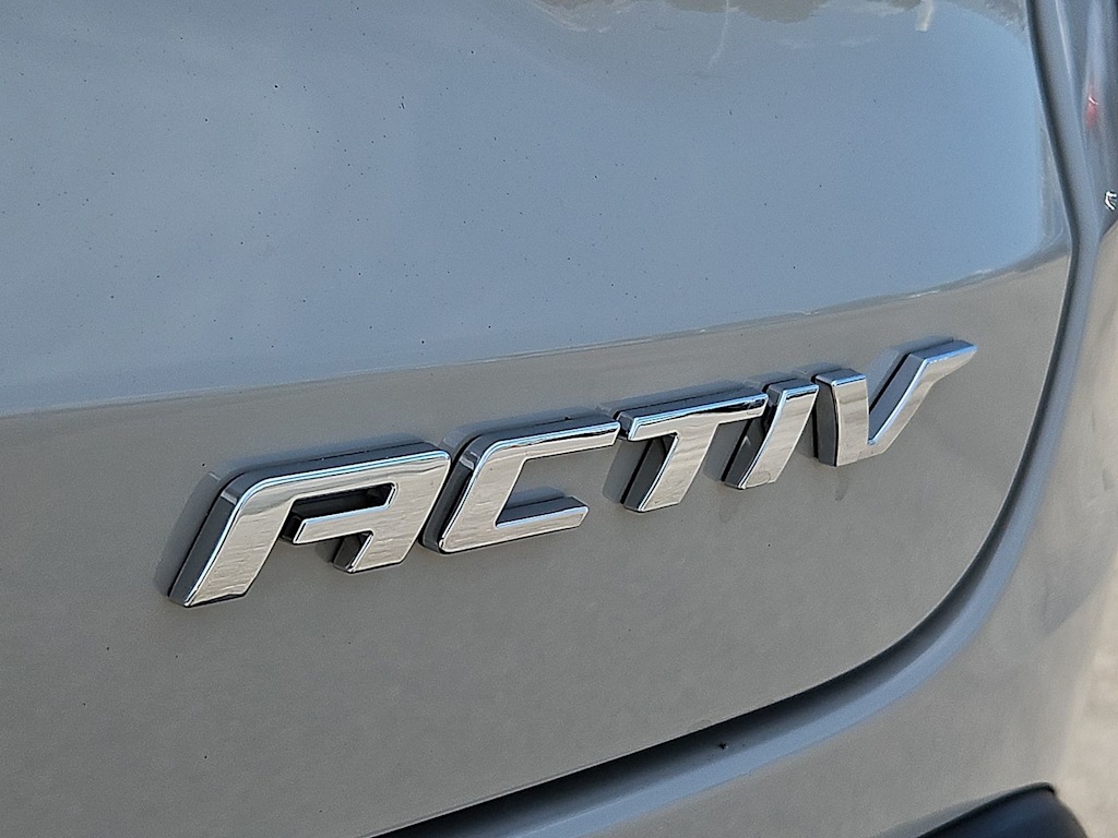 Thumbnail: 2026 Chevrolet Trax - 6