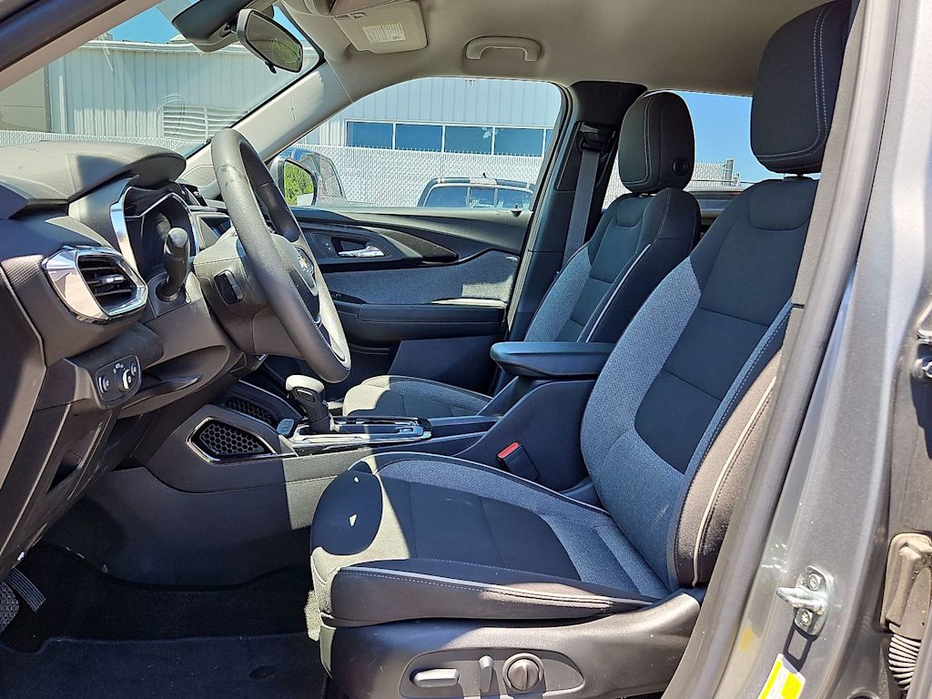 Thumbnail: 2023 Chevrolet TrailBlazer - 11