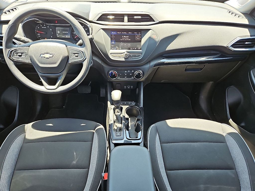 Thumbnail: 2023 Chevrolet TrailBlazer - 15