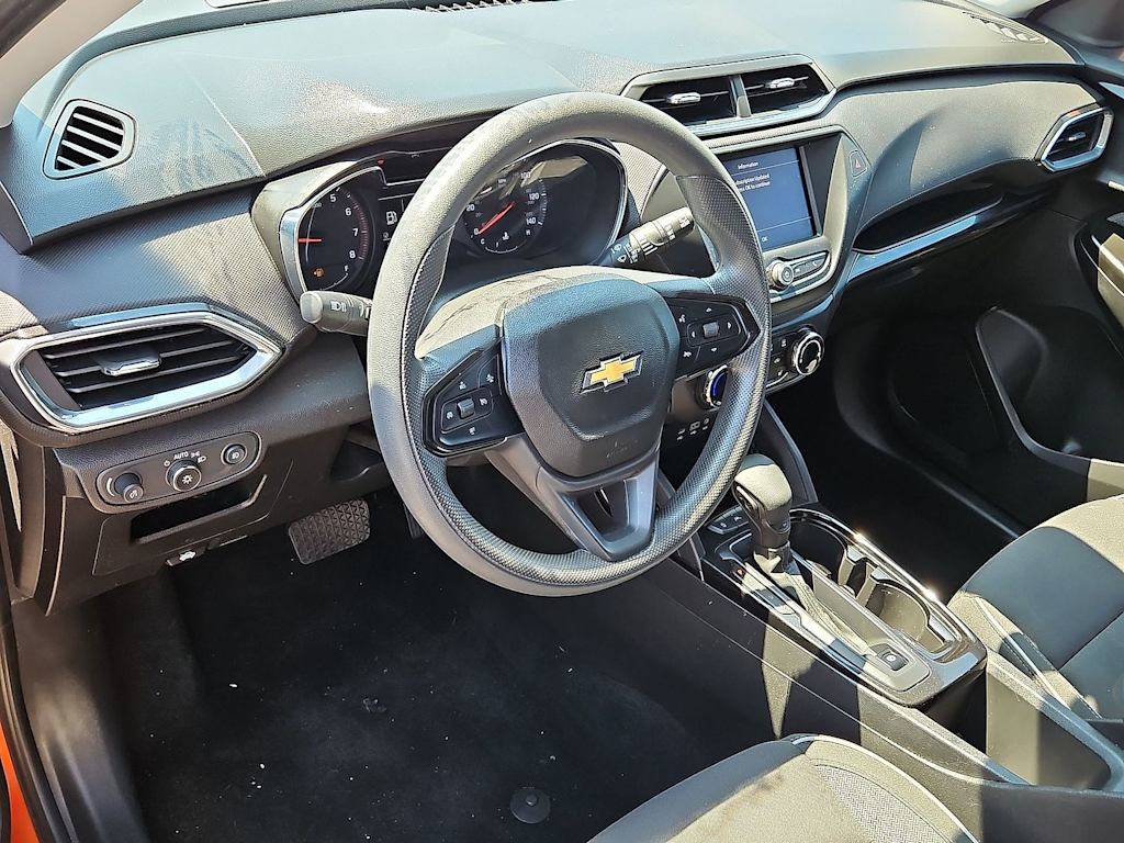 Thumbnail: 2022 Chevrolet TrailBlazer - 12
