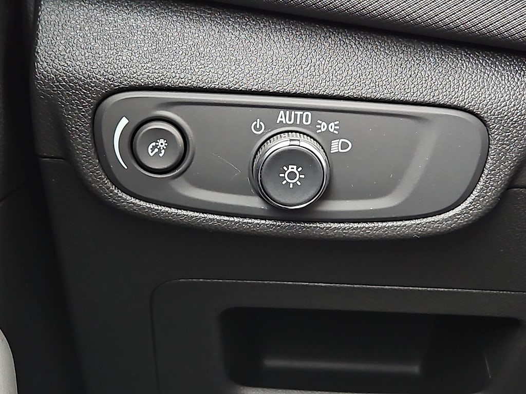 Thumbnail: 2026 Chevrolet TrailBlazer - 16