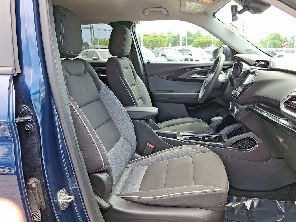 Thumbnail: 2022 Chevrolet TrailBlazer - 11