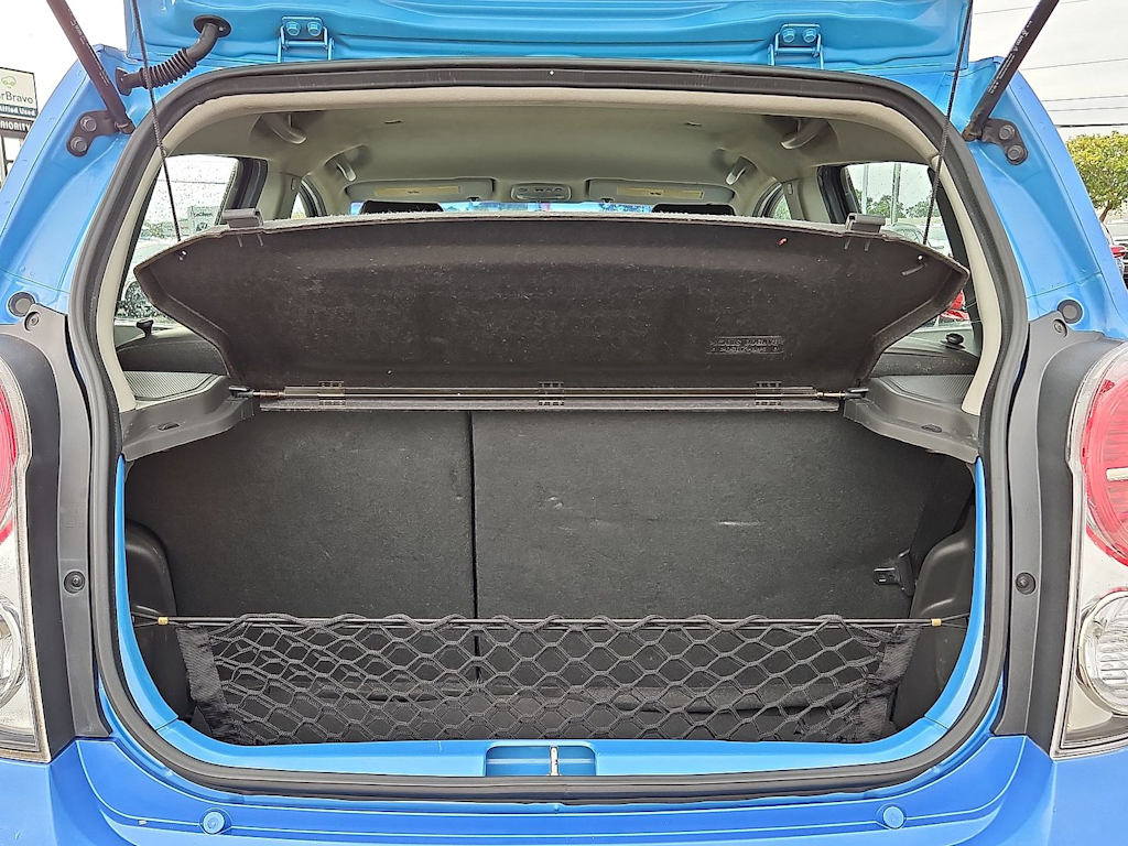 Thumbnail: 2014 Chevrolet Spark - 32