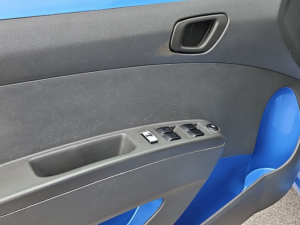 Thumbnail: 2014 Chevrolet Spark - 30