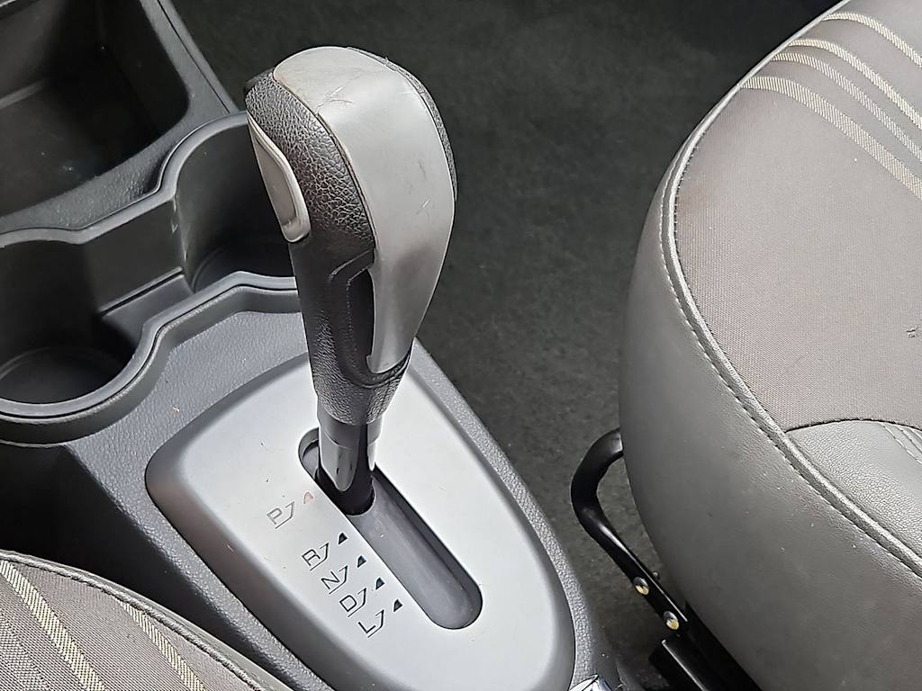Thumbnail: 2014 Chevrolet Spark - 26