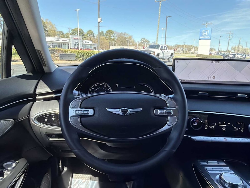 Thumbnail: 2025 Genesis GV70 - 2