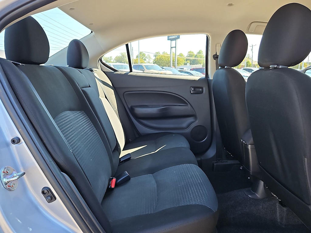 Thumbnail: 2023 Mitsubishi Mirage G4 - 33