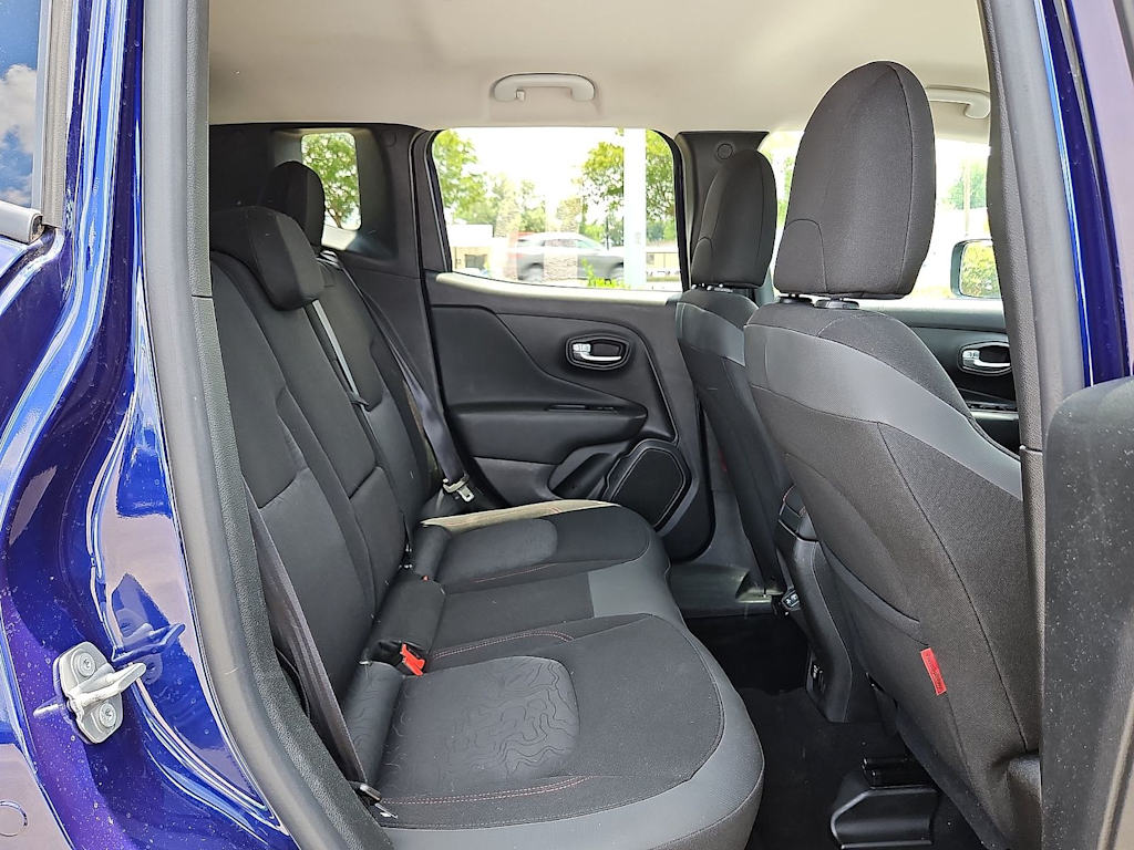 Thumbnail: 2020 Jeep Renegade - 35