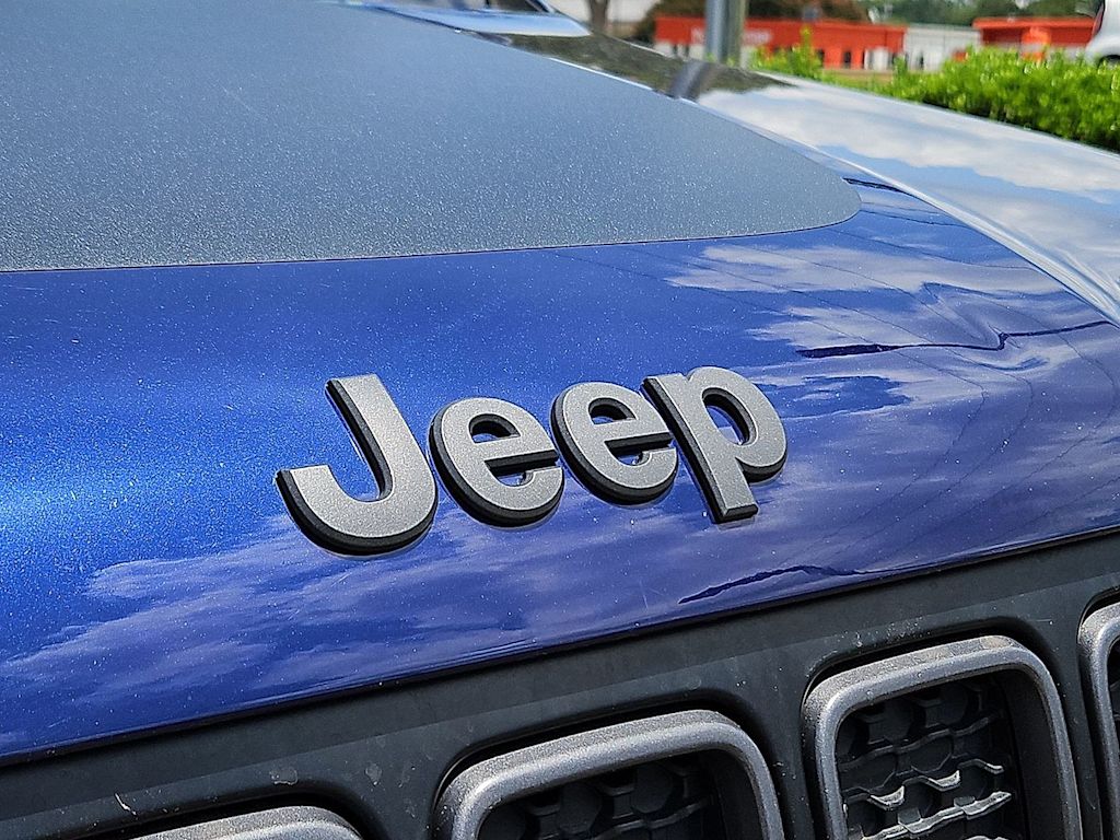 Thumbnail: 2020 Jeep Renegade - 5