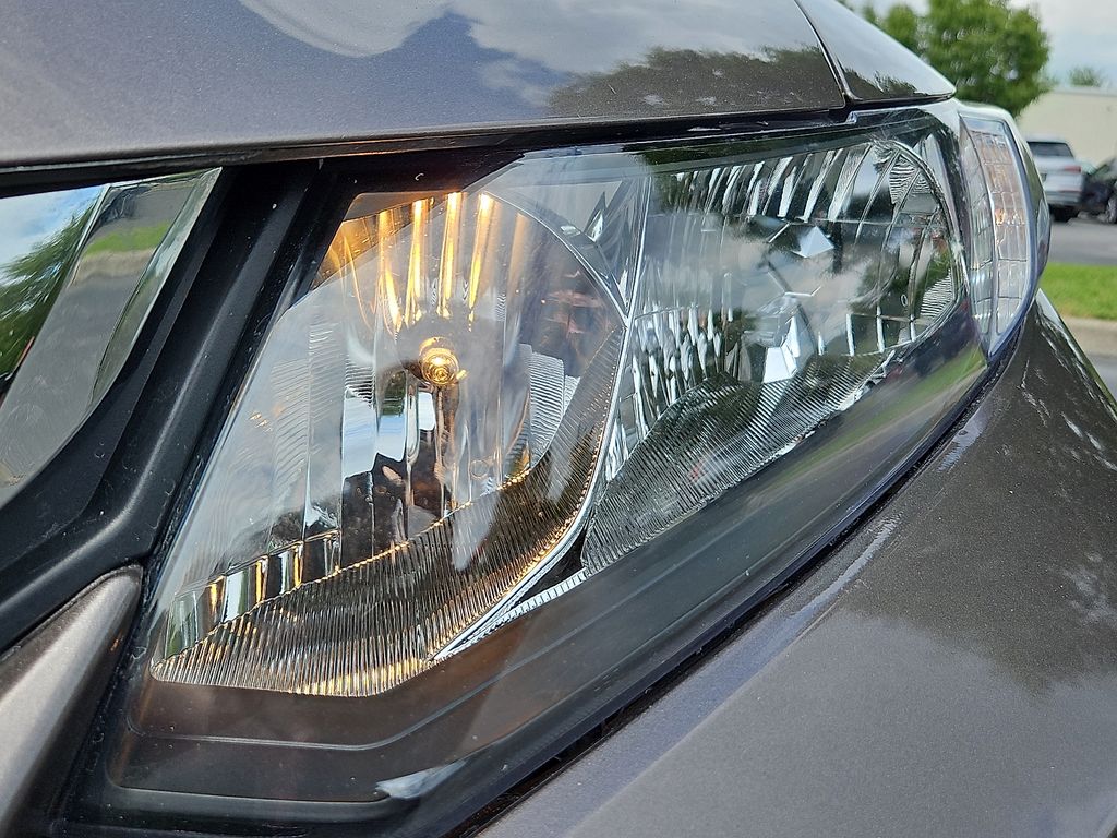 Thumbnail: 2013 Honda Civic - 20