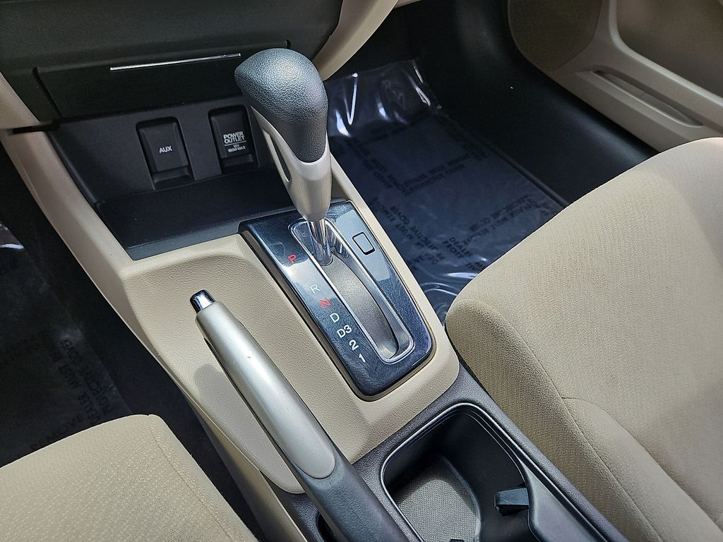 Thumbnail: 2013 Honda Civic - 14