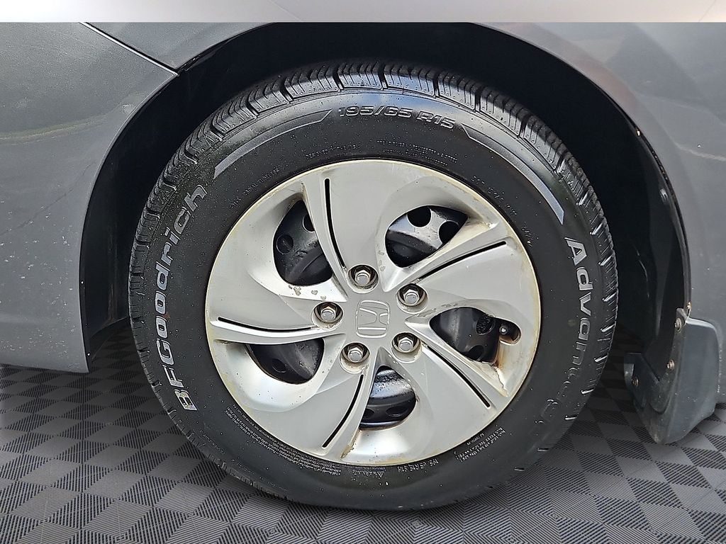 Thumbnail: 2013 Honda Civic - 8