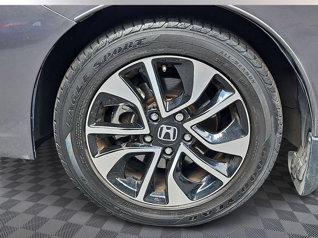 Thumbnail: 2015 Honda Civic - 8